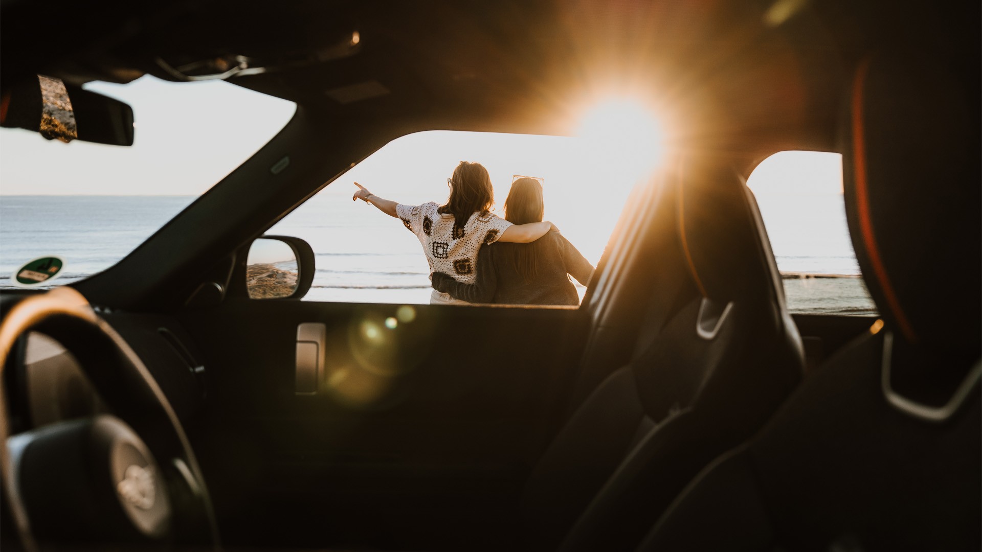 MINI employee checking a tyre